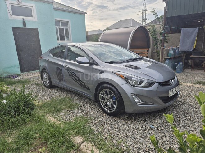 Hyundai Elantra 2015, 193,121 km - 1.8 l - Bakı
