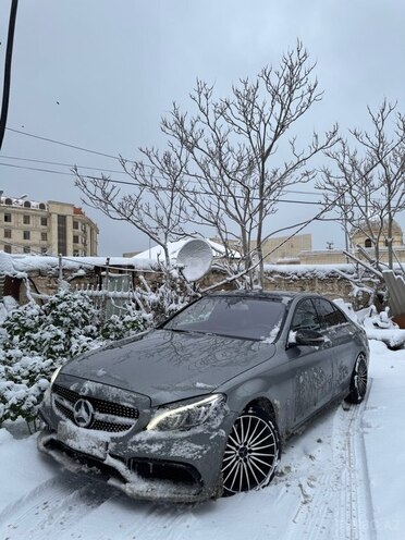 Mercedes C 300-11