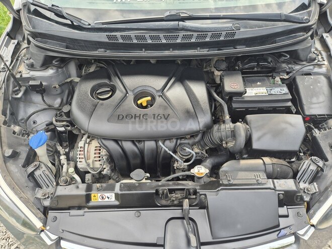 Hyundai Elantra 2015, 193,121 km - 1.8 l - Bakı