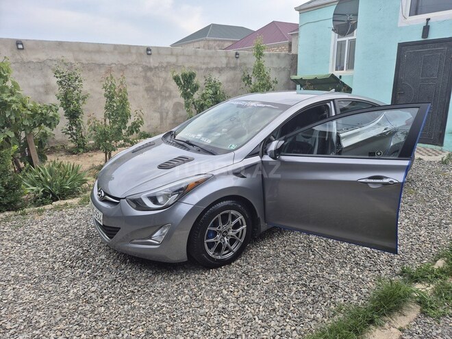 Hyundai Elantra 2015, 193,121 km - 1.8 l - Bakı