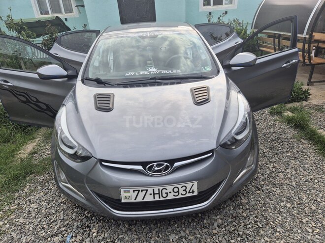 Hyundai Elantra 2015, 193,121 km - 1.8 l - Bakı