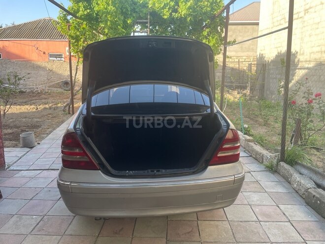 Mercedes C 220 d 2003, 54,000 km - 2.2 l - Bakı