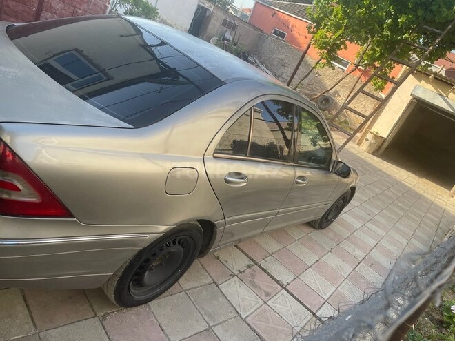 Mercedes C 220 d 2003, 54,000 km - 2.2 l - Bakı