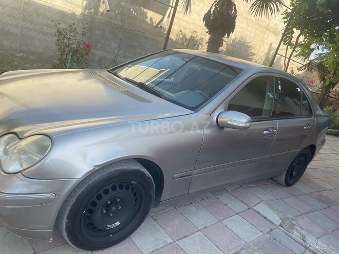 Mercedes C 220 d 2003, 54,000 km - 2.2 l - Bakı