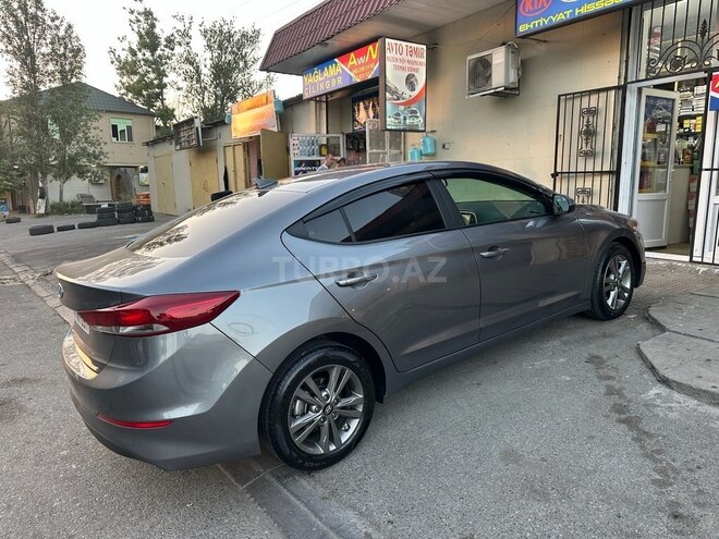 Hyundai Elantra 2017, 94,600 km - 2.0 l - Bakı