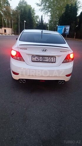 Hyundai Accent 2013, 308,000 km - 1.6 l - Mingəçevir