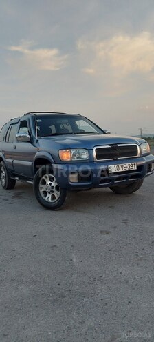 Nissan Pathfinder 2000, 425,000 km - 3.5 l - Masallı