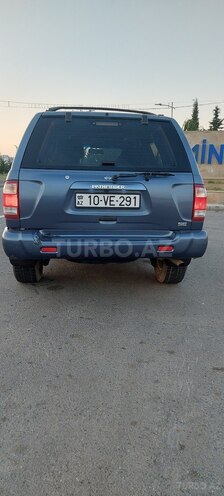 Nissan Pathfinder 2000, 425,000 km - 3.5 l - Masallı