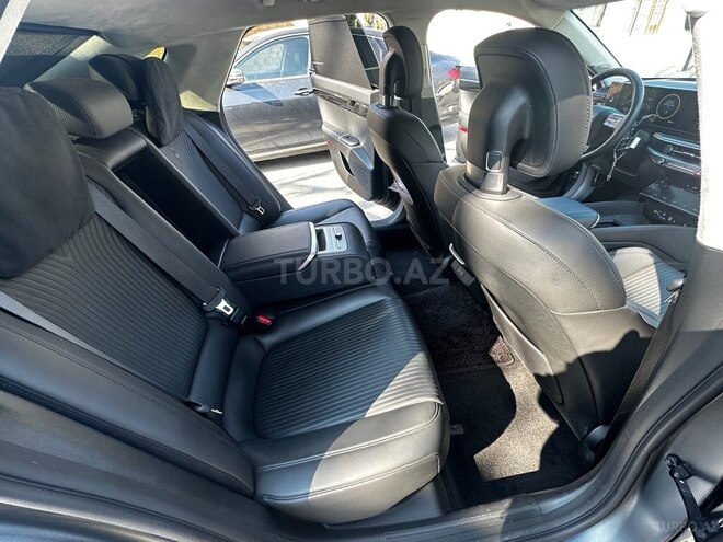 Hyundai Grandeur-9