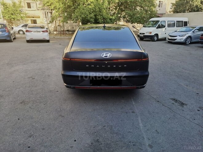 Hyundai Grandeur-6