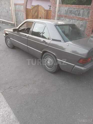 Mercedes 190 1991, 350,000 km - 1.8 l - Zaqatala