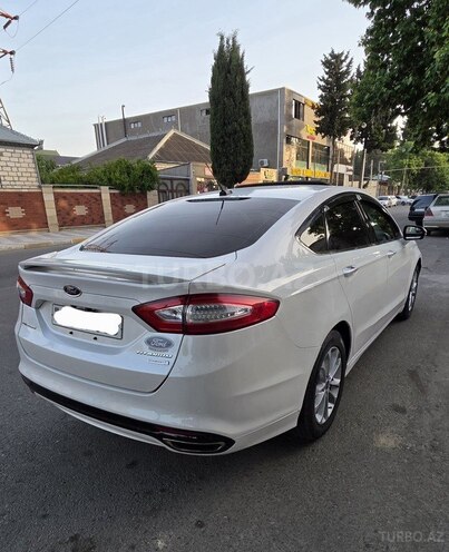 Ford Fusion (North America) 2015, 295,000 km - 2.0 l - Ağstafa