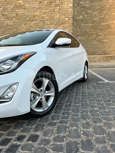 Hyundai Elantra 2015, 72,080 km - 1.8 л - Bakı