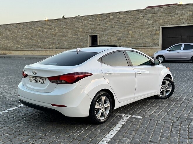 Hyundai Elantra 2015, 72,080 km - 1.8 л - Bakı