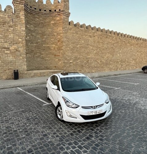 Hyundai Elantra 2015, 72,080 km - 1.8 л - Bakı