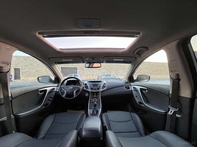 Hyundai Elantra 2015, 72,080 km - 1.8 л - Bakı