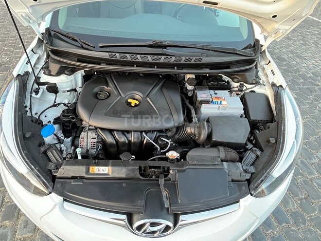 Hyundai Elantra 2015, 72,080 km - 1.8 л - Bakı