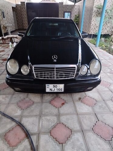 Mercedes E 240 1998, 375,000 km - 2.4 l - İmişli