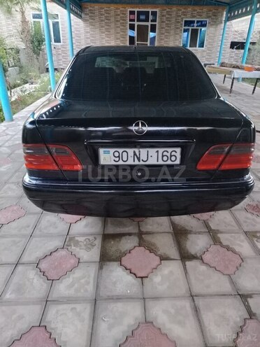 Mercedes E 240 1998, 375,000 km - 2.4 l - İmişli