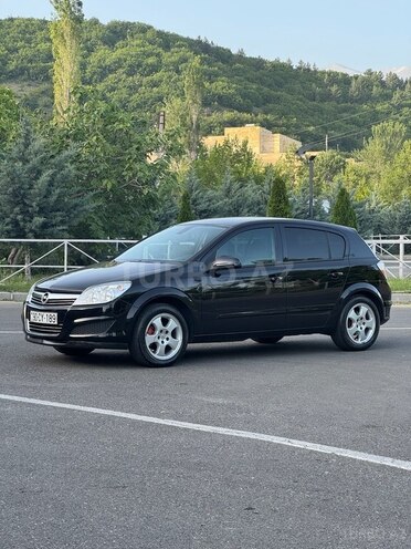 Opel Astra 2007, 270,000 km - 1.4 л - Şəki