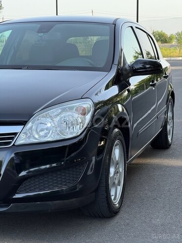 Opel Astra 2007, 270,000 km - 1.4 л - Şəki