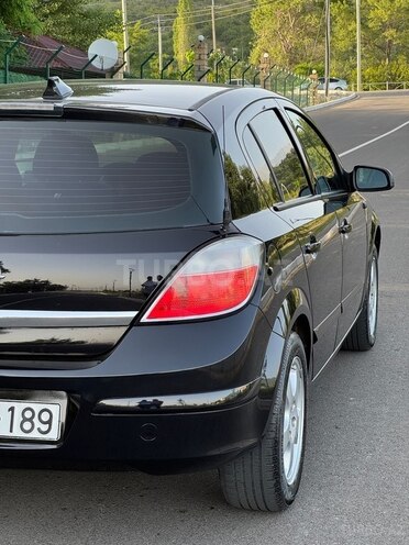 Opel Astra 2007, 270,000 km - 1.4 л - Şəki