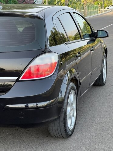 Opel Astra 2007, 270,000 km - 1.4 л - Şəki