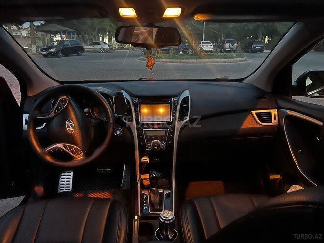 Hyundai Elantra 2012, 319,000 km - 1.8 l - Bakı