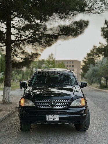 Mercedes ML 320 4MATIC 1999, 212,812 km - 3.2 l - Sumqayıt