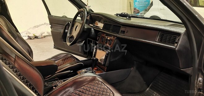 Mercedes 190 1991, 298,000 km - 2.0 l - Sumqayıt