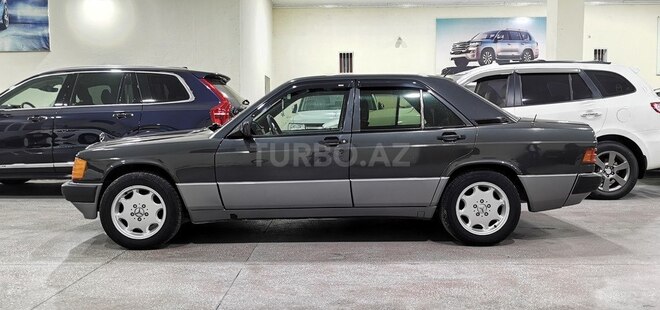 Mercedes 190 1991, 298,000 km - 2.0 l - Sumqayıt