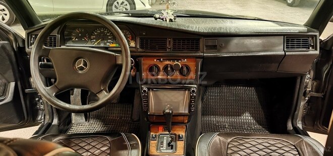 Mercedes 190 1991, 298,000 km - 2.0 l - Sumqayıt