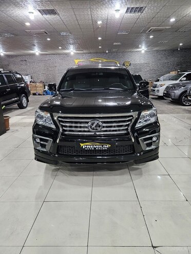 Lexus LX 570-1
