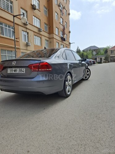 Volkswagen Passat 2015, 222,089 km - 2.5 l - Bakı