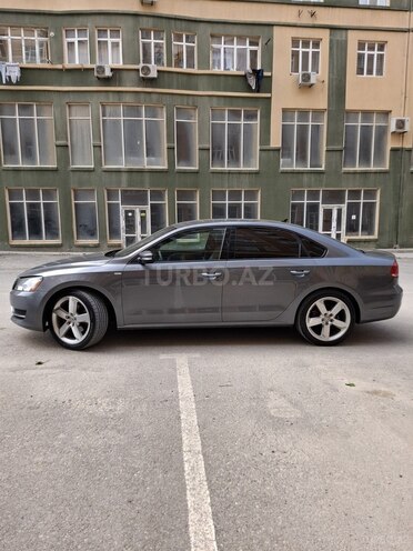 Volkswagen Passat 2015, 222,089 km - 2.5 l - Bakı