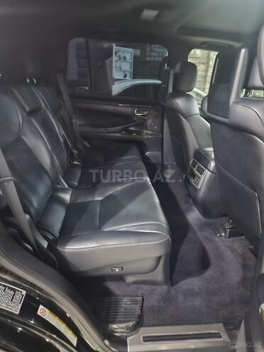 Lexus LX 570-15