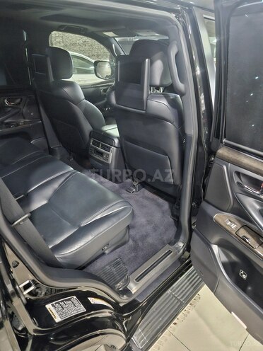 Lexus LX 570-20