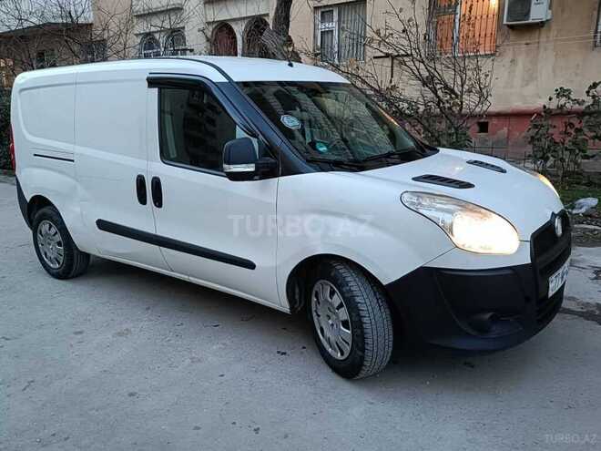 Fiat Doblo 2011, 190,000 km - 1.3 l - Bakı