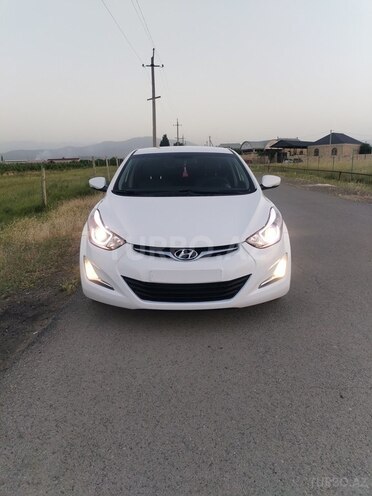 Hyundai Elantra 2015, 132,462 km - 1.6 l - Gəncə