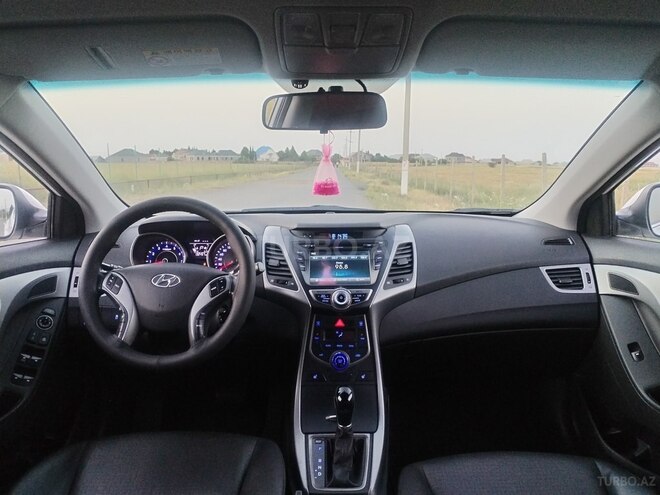 Hyundai Elantra 2015, 132,462 km - 1.6 l - Gəncə