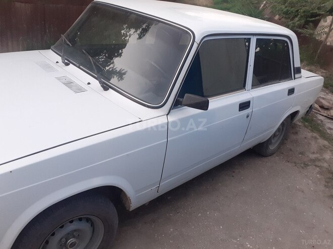 LADA (VAZ) 2107 2001, 92,000 km - 1.6 л - Salyan