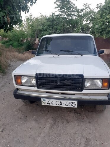 LADA (VAZ) 2107 2001, 92,000 km - 1.6 л - Salyan
