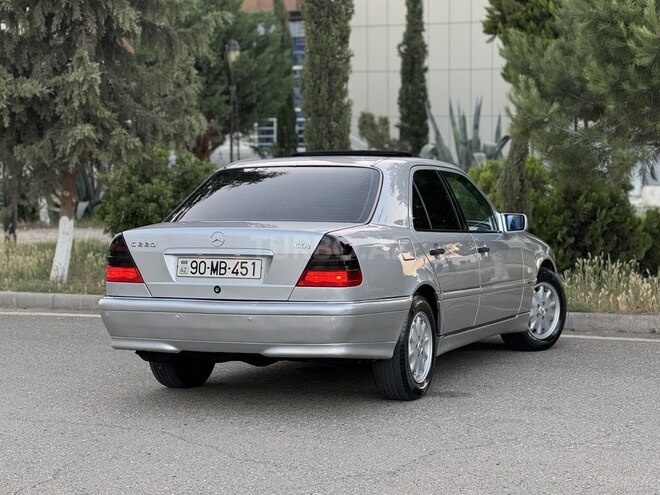Mercedes C 220 d 1998, 330,000 km - 2.2 l - Saatlı