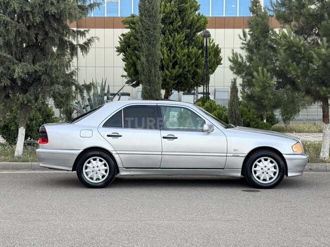Mercedes C 220 d 1998, 330,000 km - 2.2 l - Saatlı
