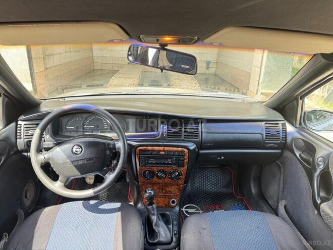 Opel Vectra 1996, 238,000 km - 1.6 l - Lənkəran