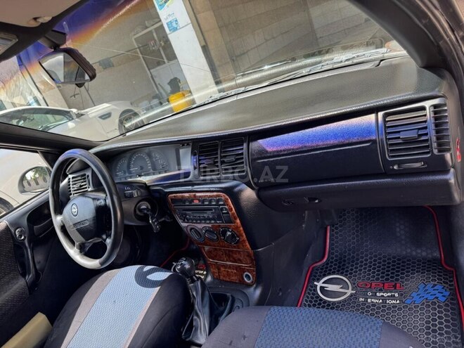 Opel Vectra 1996, 238,000 km - 1.6 l - Lənkəran
