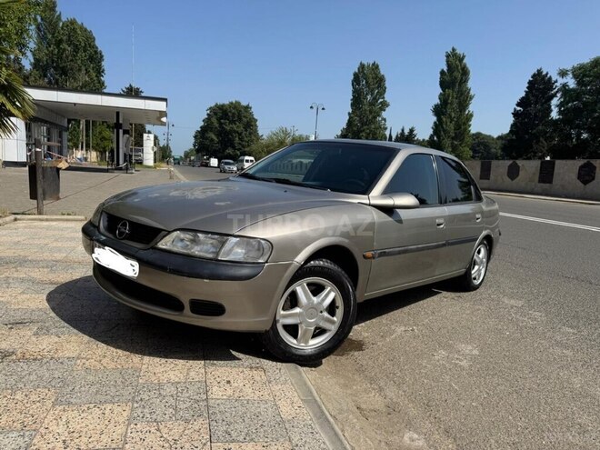 Opel Vectra 1996, 238,000 km - 1.6 l - Lənkəran