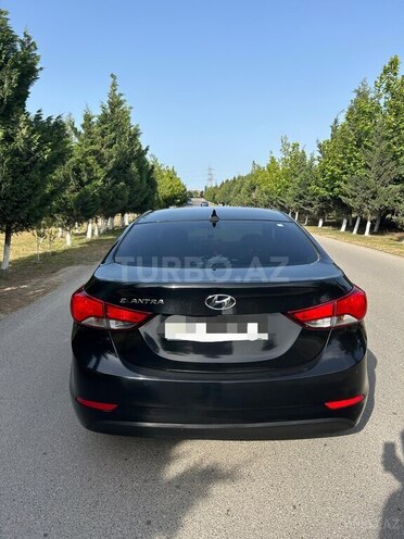 Hyundai Elantra 2015, 117,000 km - 1.8 l - Bakı
