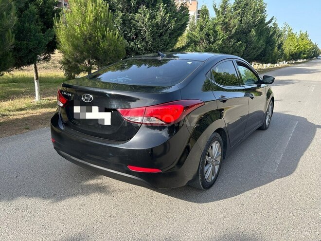 Hyundai Elantra 2015, 117,000 km - 1.8 l - Bakı