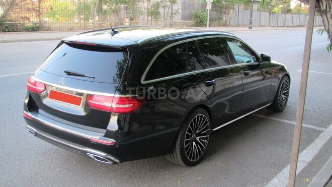Mercedes E 220 d 2018, 244,000 km - 2.0 l - Bakı